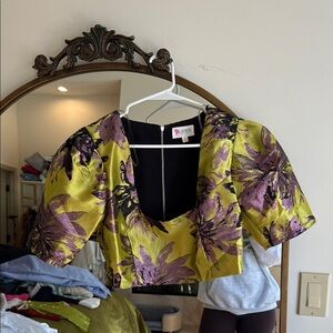 FLORAL TOP